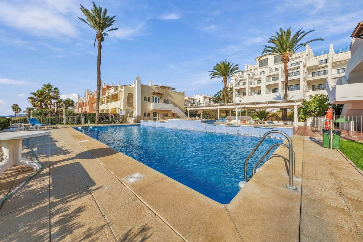 Appartement te koop in Estepona | 3 slaapkamers H5513428