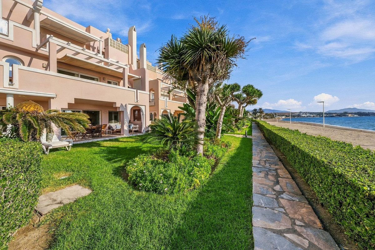 Appartement te koop in Estepona | 3 slaapkamers H5513428