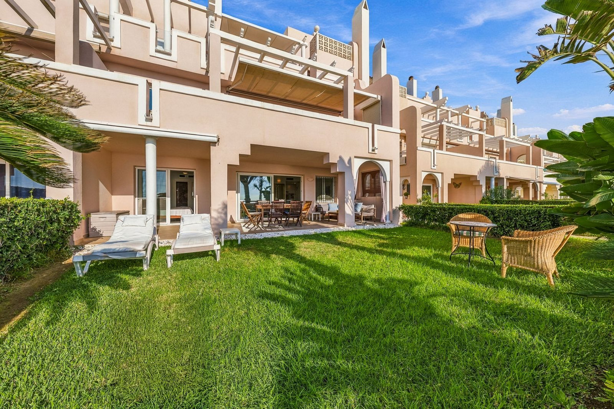 Appartement te koop in Estepona | 3 slaapkamers H5513428