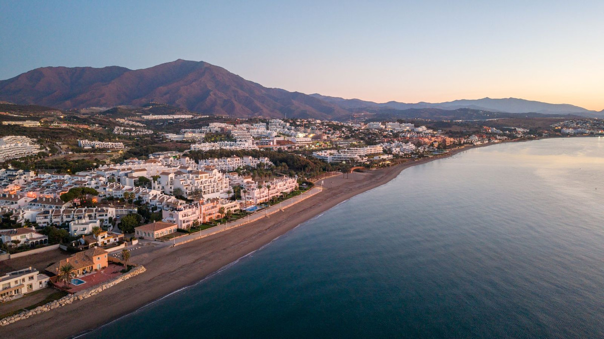 Appartement te koop in Estepona | 3 slaapkamers H5513428