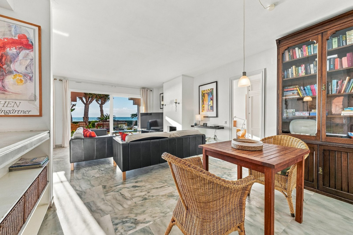 Appartement te koop in Estepona | 3 slaapkamers H5513428