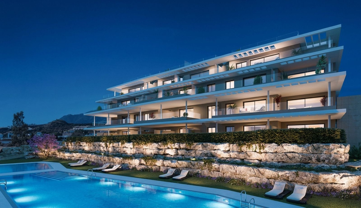 Appartement te koop in Estepona | 3 slaapkamers H5516065