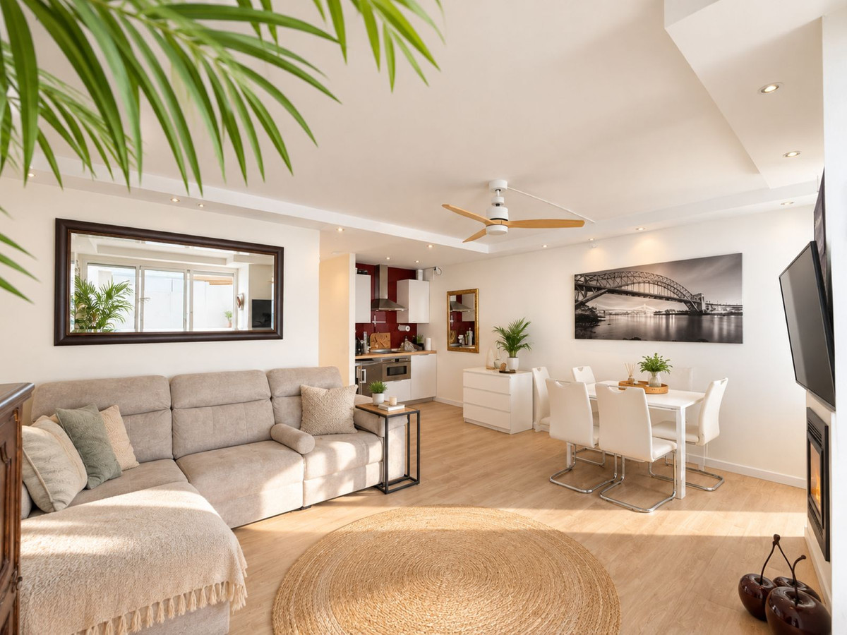Penthouse te koop in Estepona | 2 slaapkamers H5516152