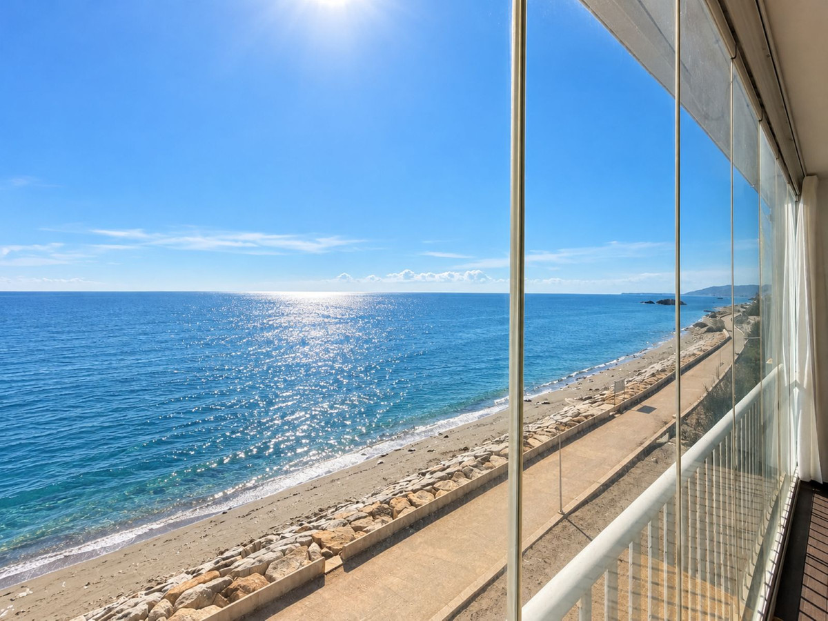 Penthouse te koop in Estepona | 2 slaapkamers H5516152
