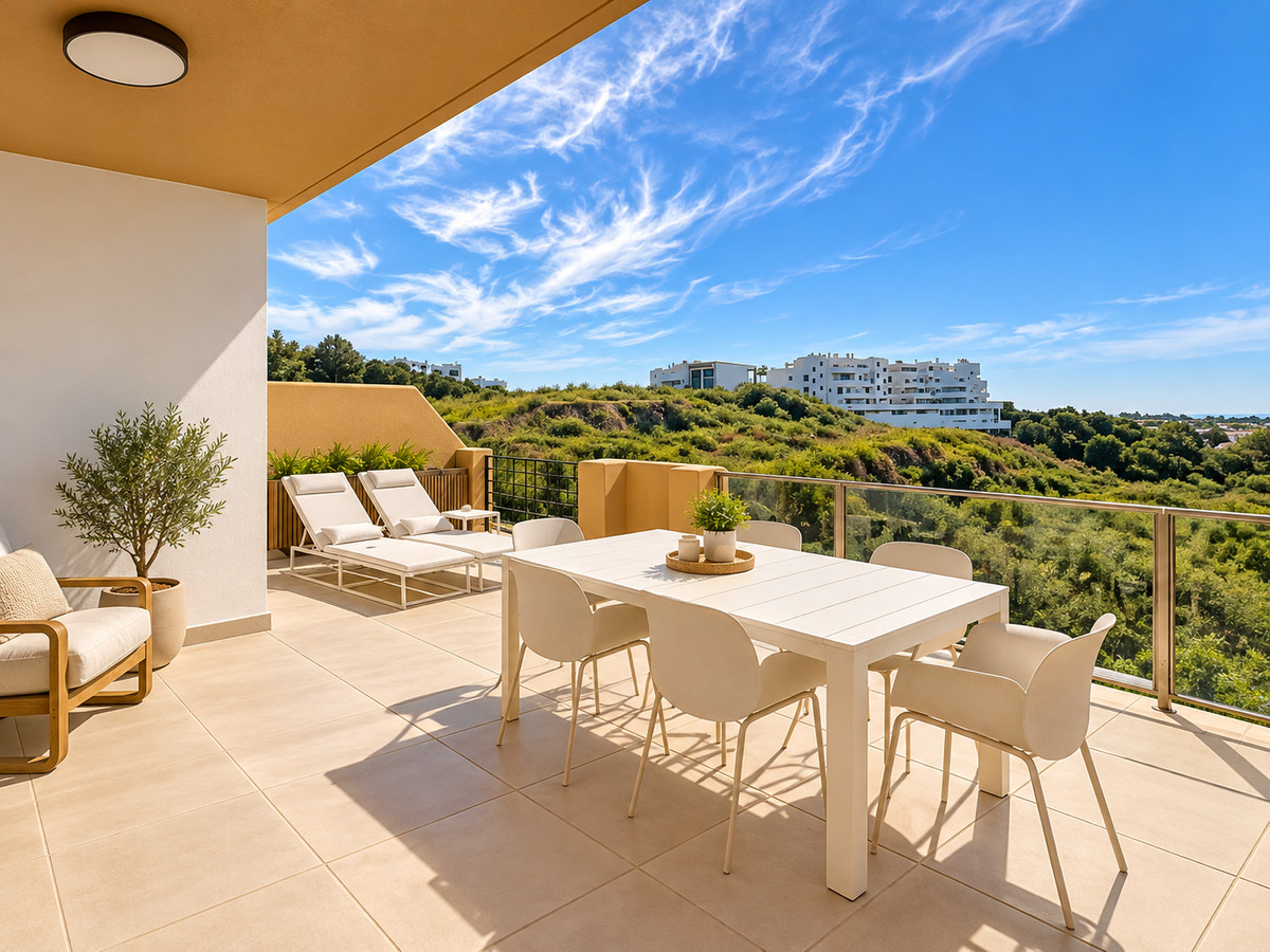 Appartement te koop in Estepona | 2 slaapkamers H5516323
