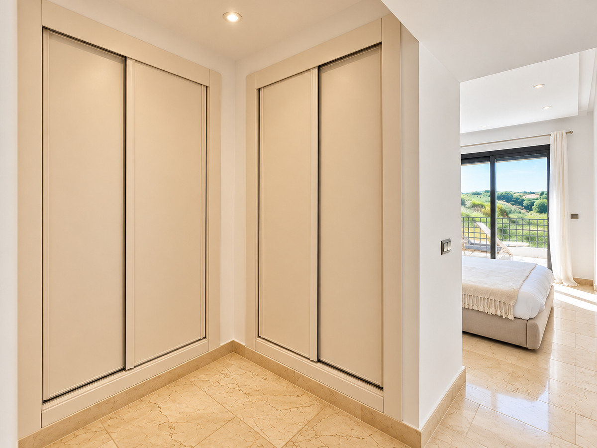 Appartement te koop in Estepona | 2 slaapkamers H5516323