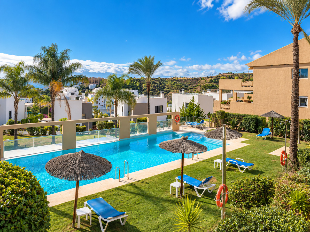 Appartement te koop in Estepona | 2 slaapkamers H5516323