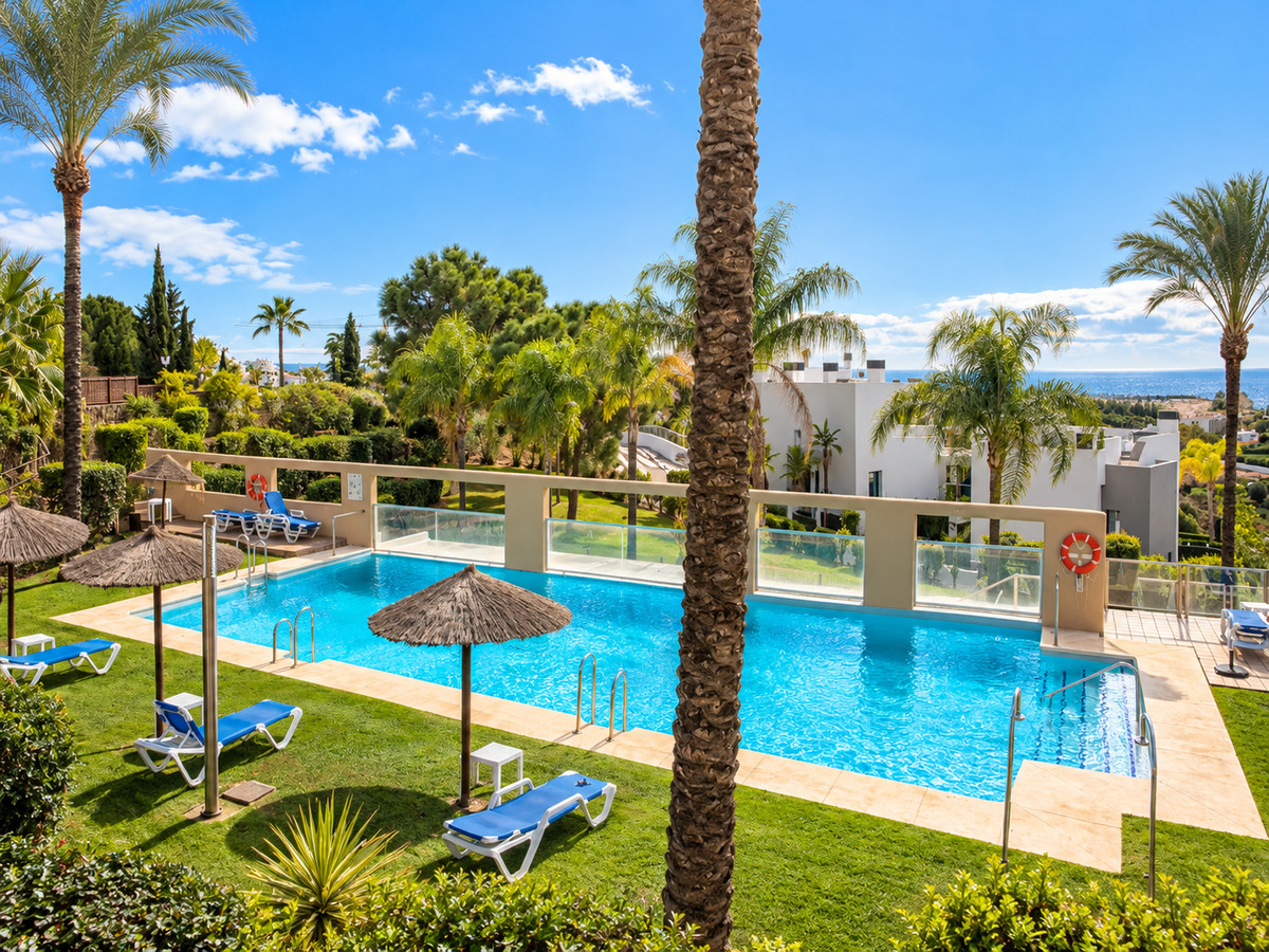 Appartement te koop in Estepona | 2 slaapkamers H5516323
