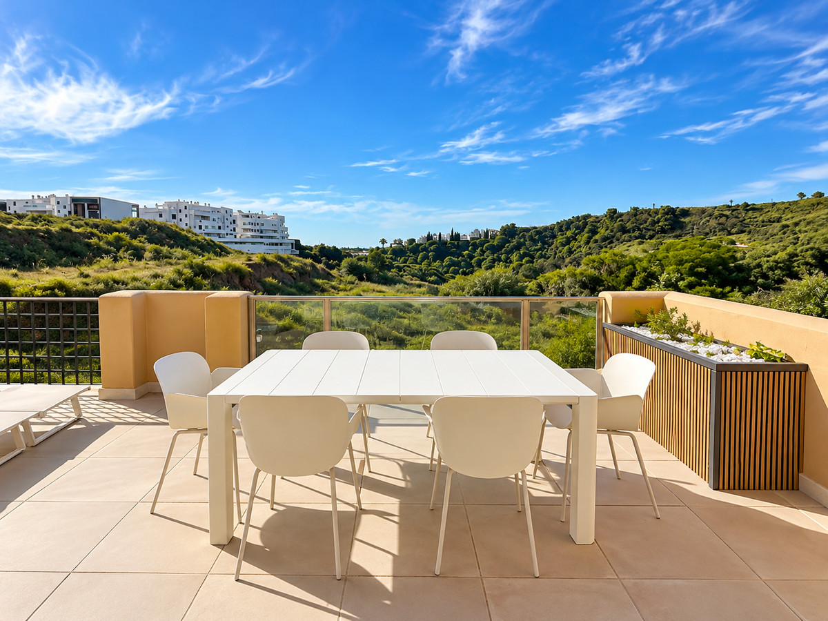 Appartement te koop in Estepona | 2 slaapkamers H5516323
