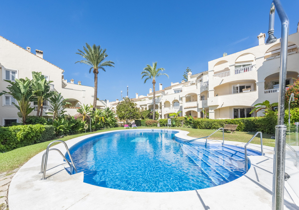Appartement te koop in Estepona | 2 slaapkamers H5516470