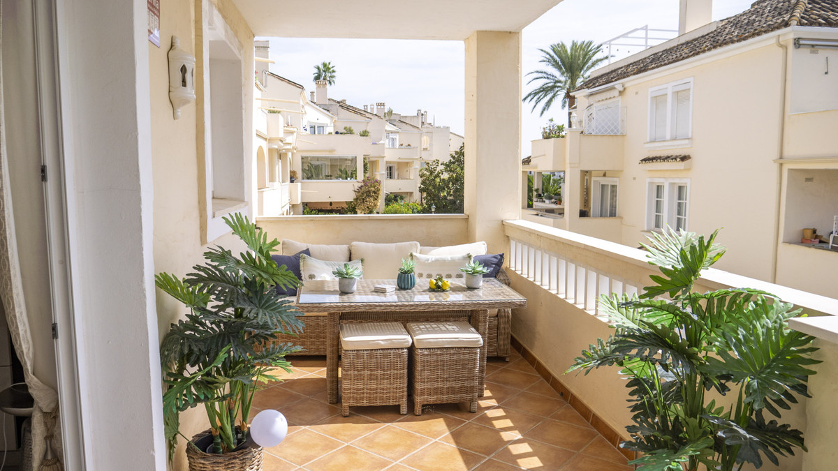Appartement te koop in Estepona | 2 slaapkamers H5516470