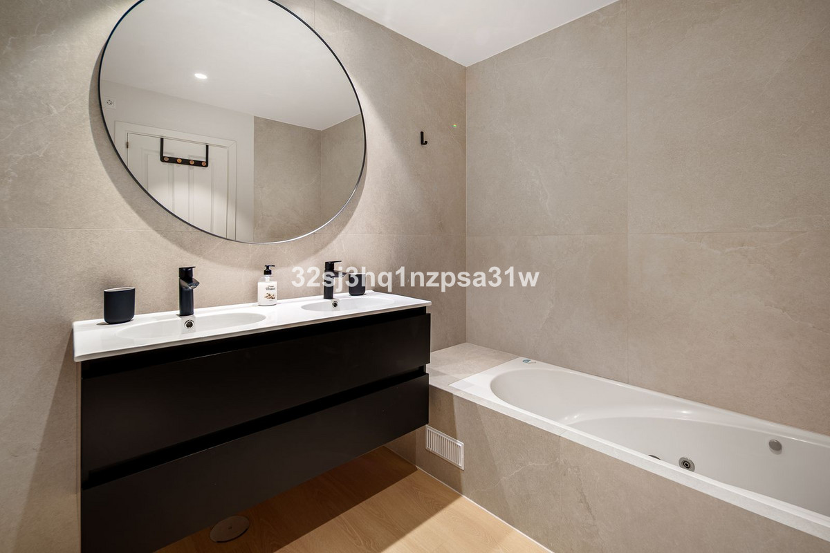 Appartement te koop in Estepona | 2 slaapkamers H5516716