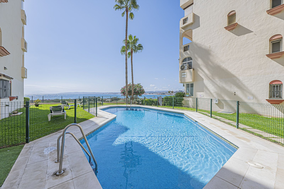 Appartement te koop in Estepona | 2 slaapkamers H5516995