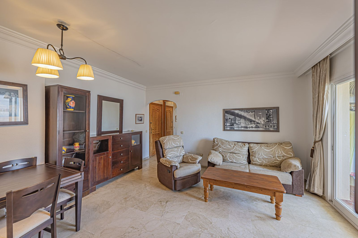 Appartement te koop in Estepona | 2 slaapkamers H5516995