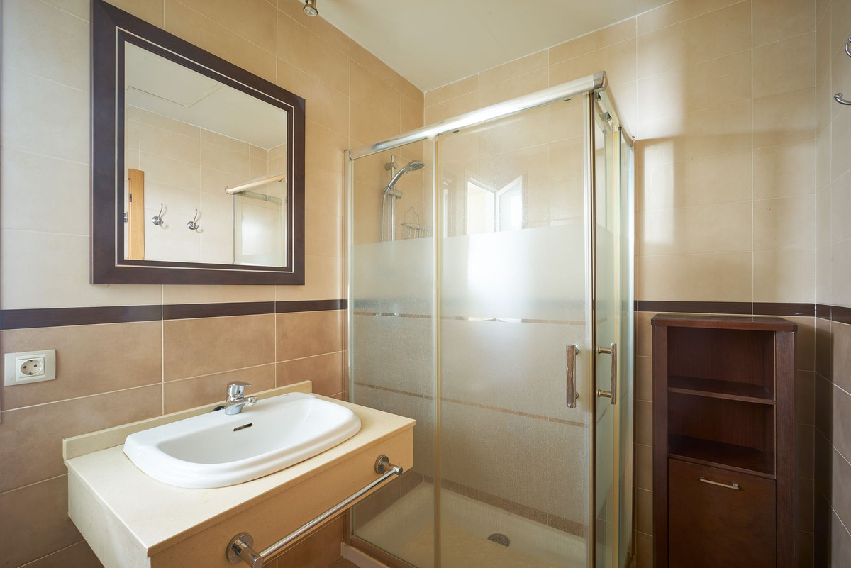 Appartement te koop in Estepona | 2 slaapkamers H5517019
