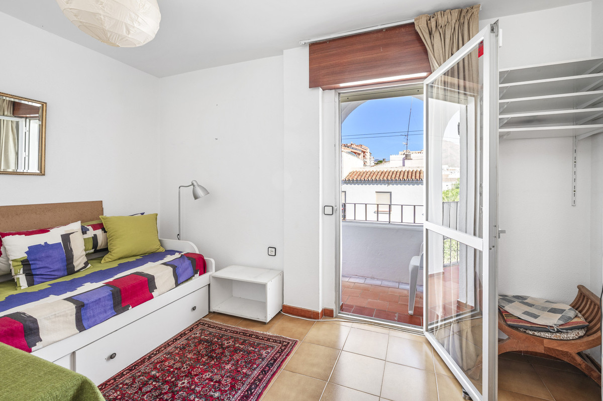 Appartement te koop in Estepona | 6 slaapkamers H5517253
