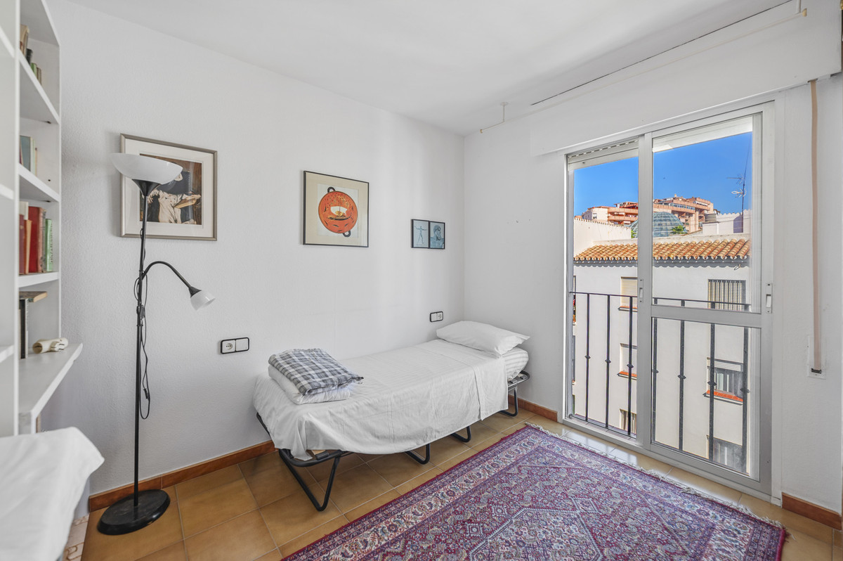 Appartement te koop in Estepona | 6 slaapkamers H5517253