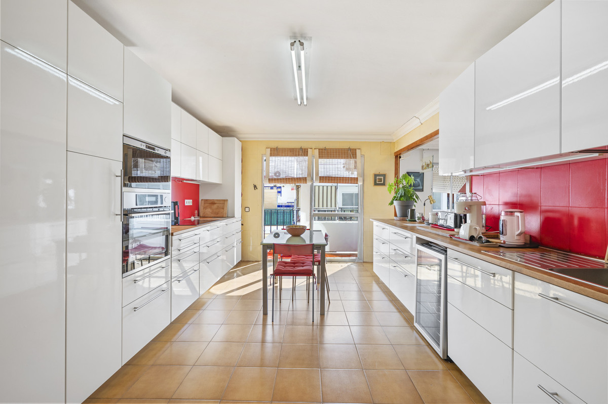 Appartement te koop in Estepona | 6 slaapkamers H5517253