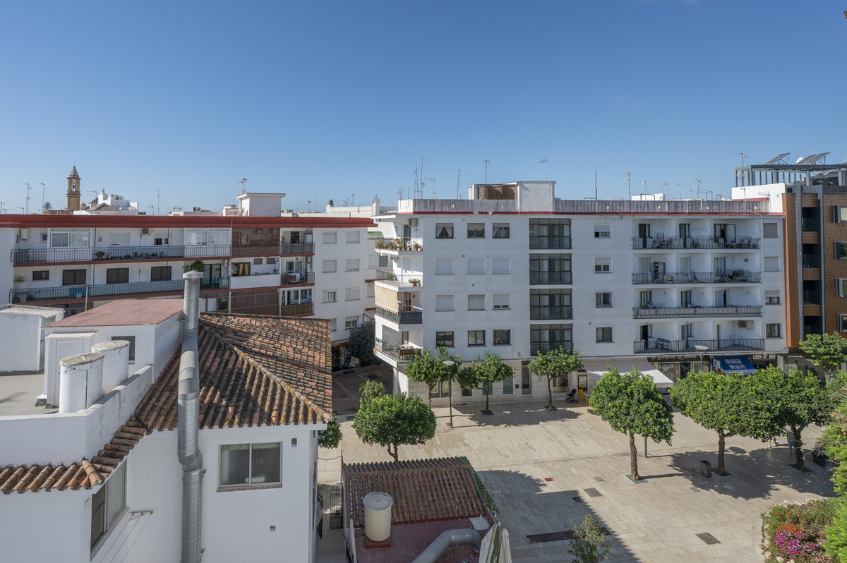 Appartement te koop in Estepona | 6 slaapkamers H5517253