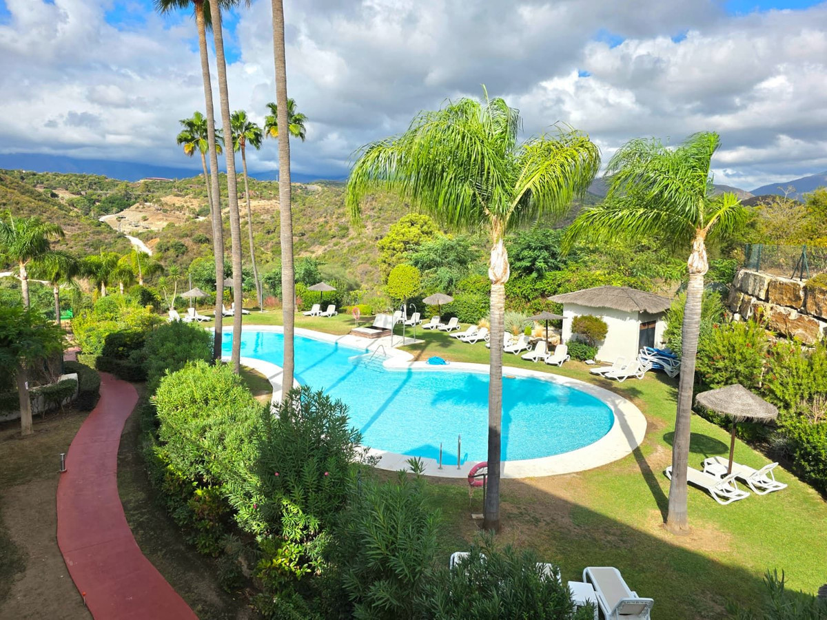 Appartement te koop in Estepona | 2 slaapkamers H5517379
