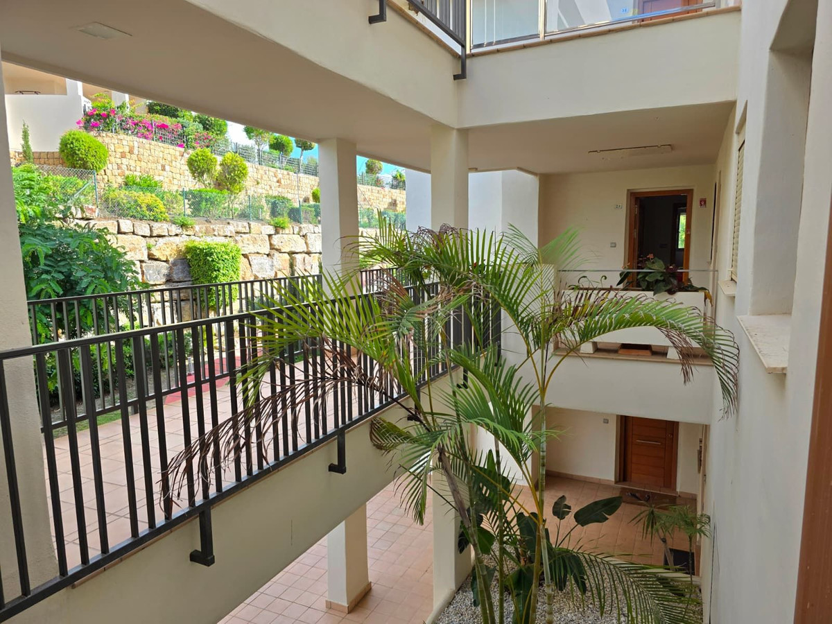 Appartement te koop in Estepona | 2 slaapkamers H5517379