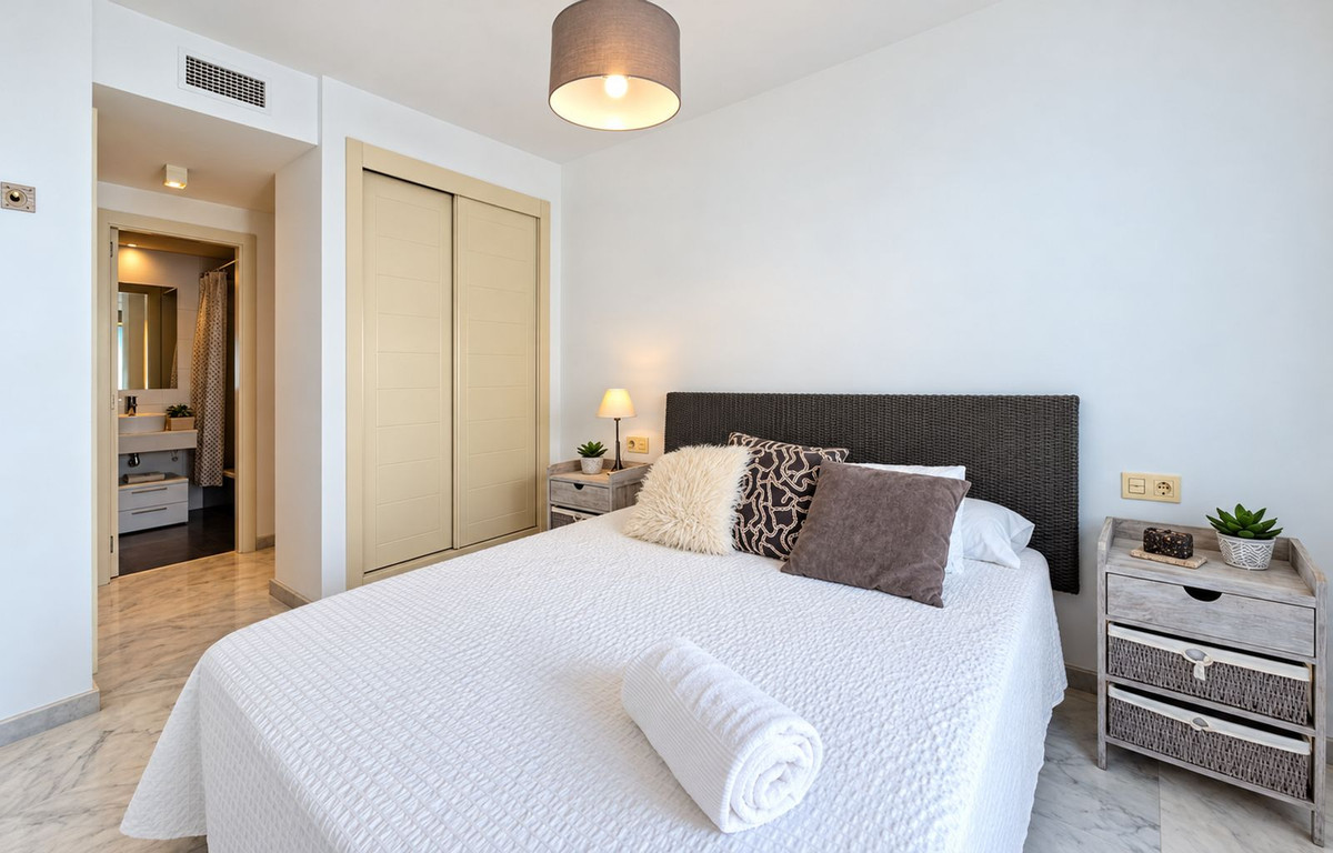 Appartement te koop in Estepona | 2 slaapkamers H5517397