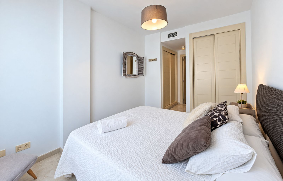 Appartement te koop in Estepona | 2 slaapkamers H5517397