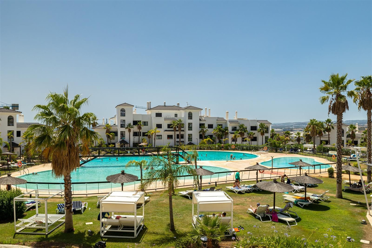 Appartement te koop in Estepona | 3 slaapkamers H5517682