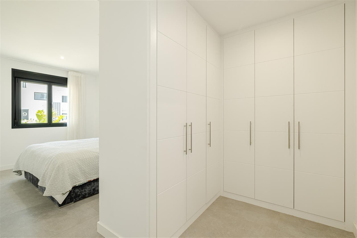 Appartement te koop in Estepona | 3 slaapkamers H5517682