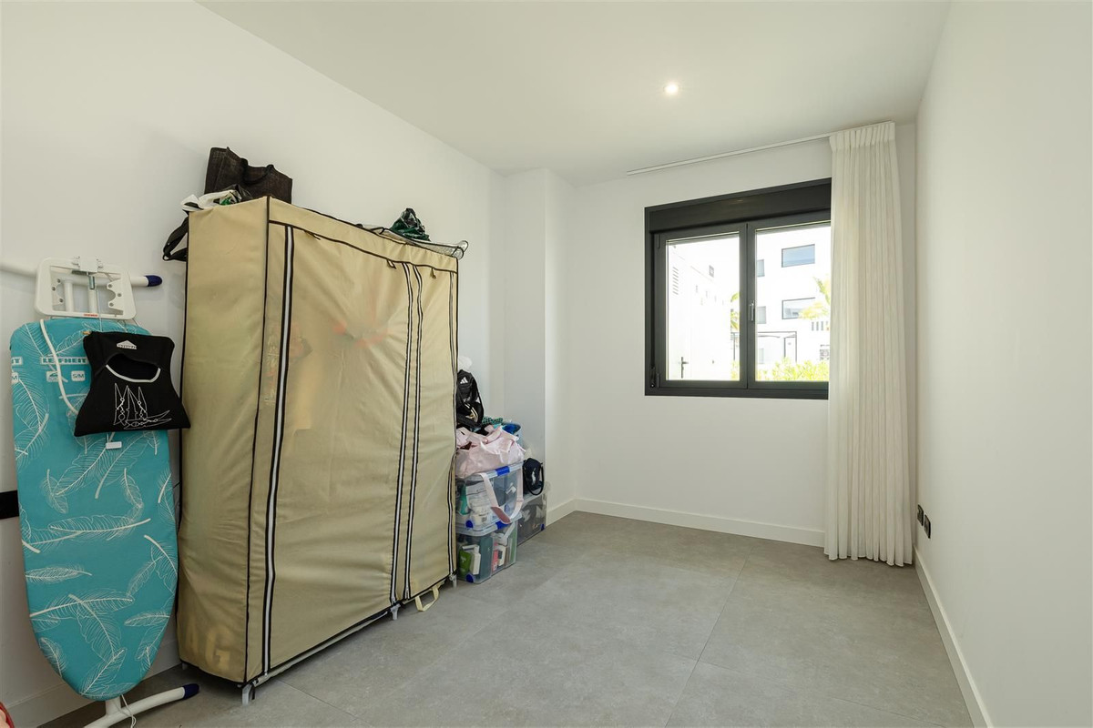 Appartement te koop in Estepona | 3 slaapkamers H5517682