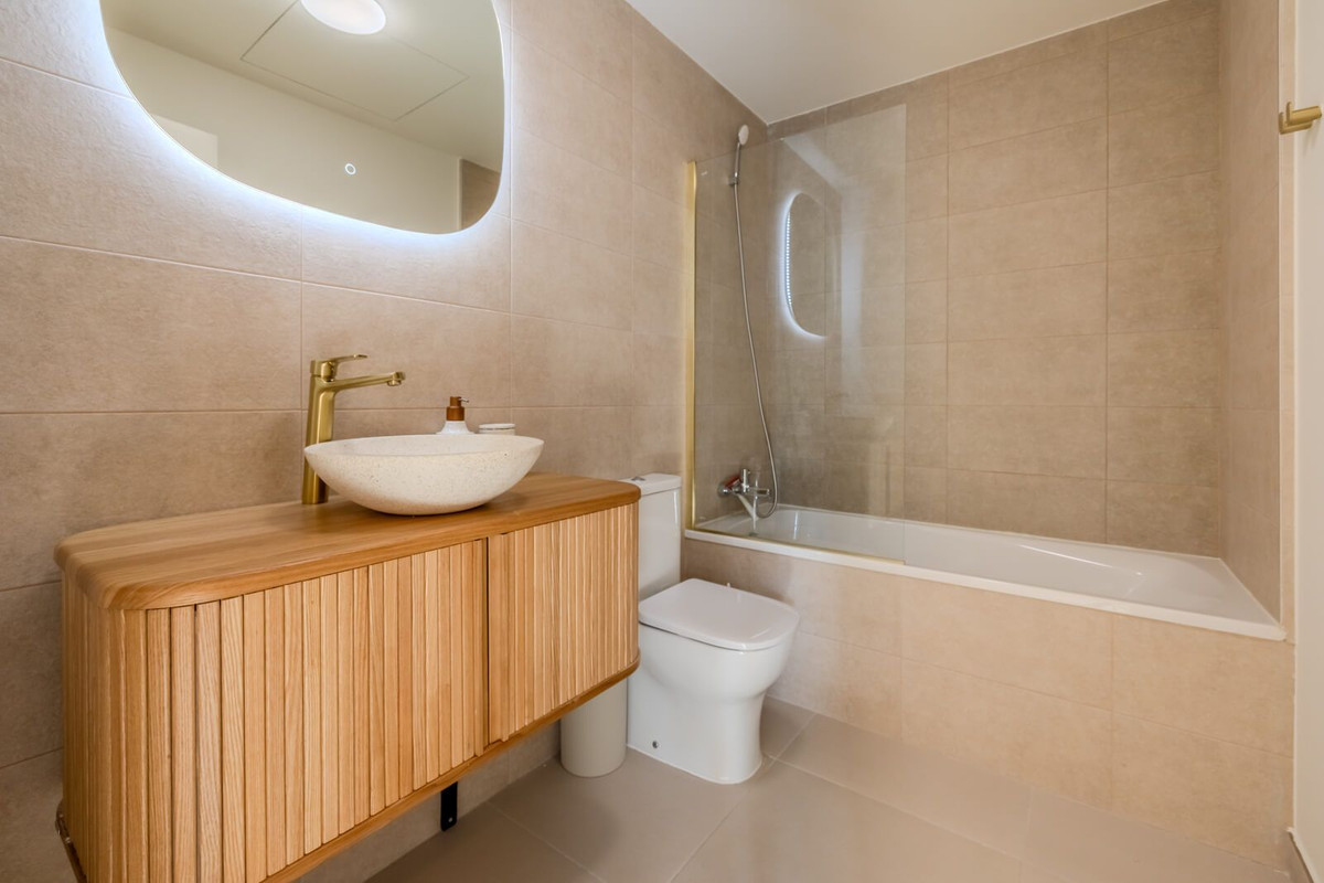 Penthouse te koop in Estepona | 2 slaapkamers H5517694