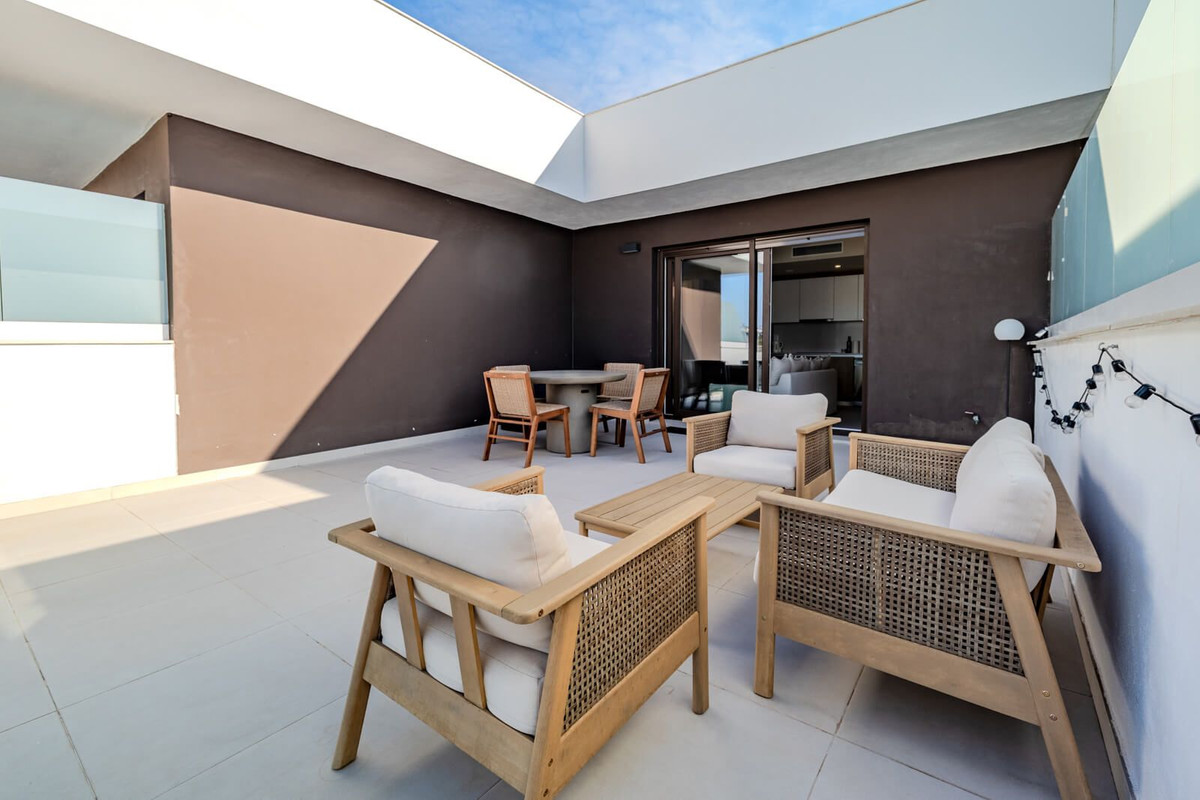 Penthouse te koop in Estepona | 2 slaapkamers H5517694