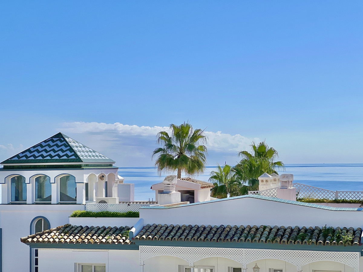Appartement te koop in Estepona | 3 slaapkamers H5517958