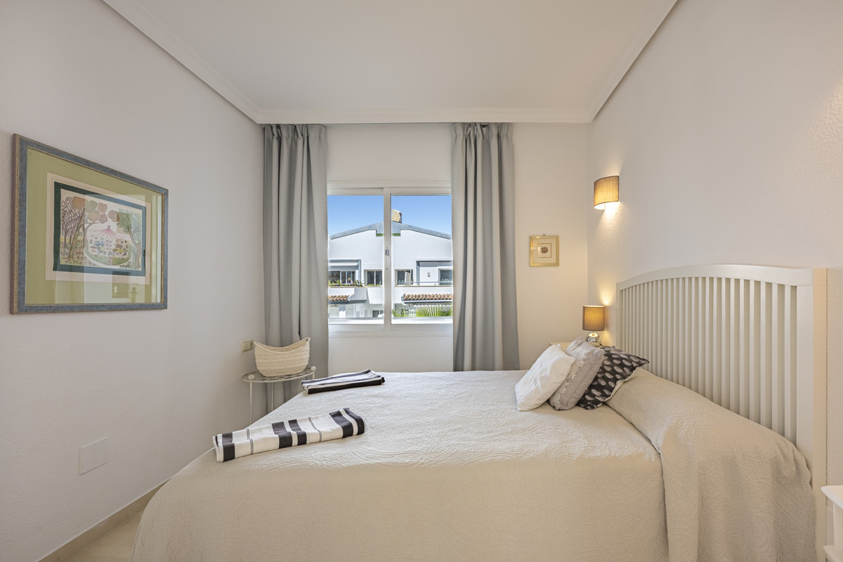 Appartement te koop in Estepona | 3 slaapkamers H5517958