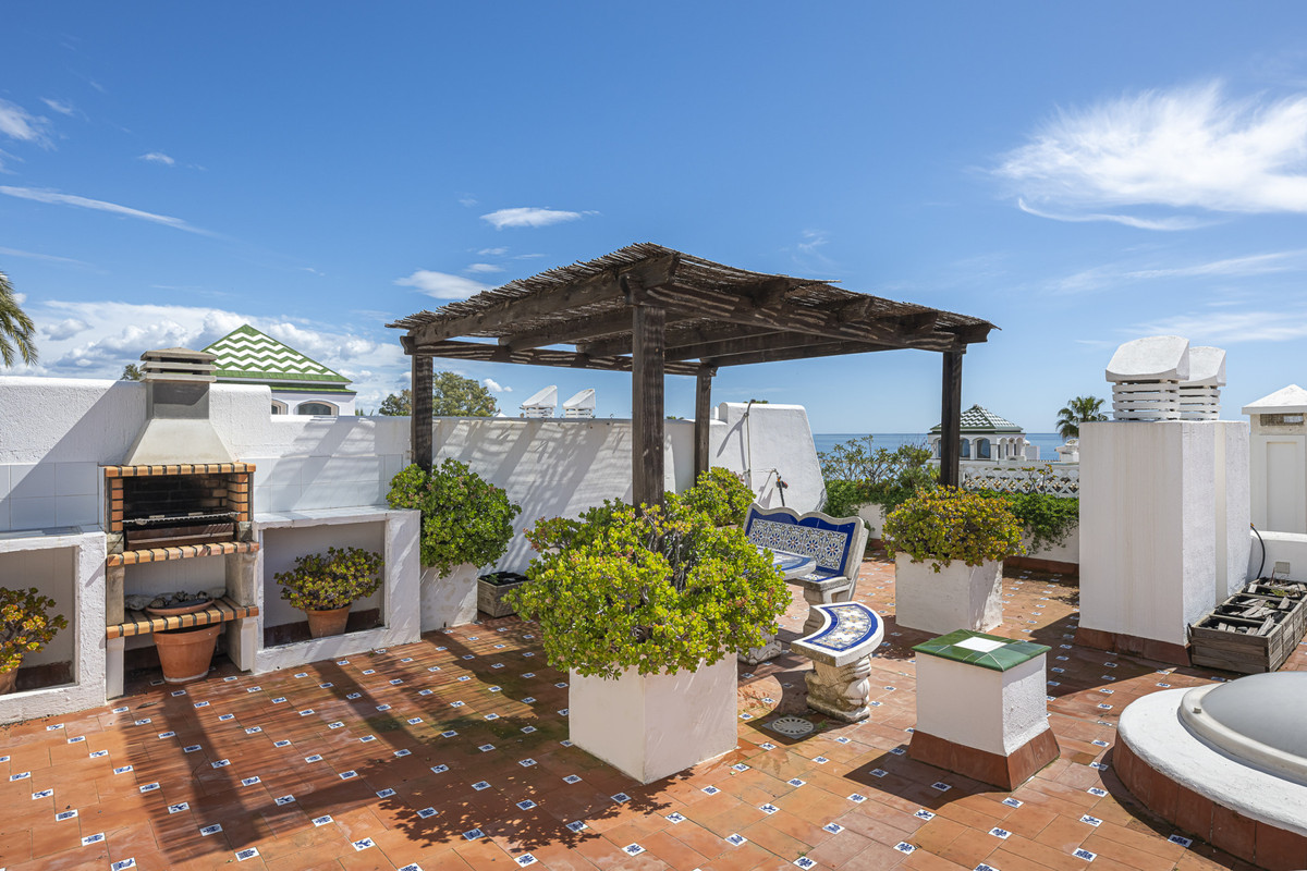 Appartement te koop in Estepona | 3 slaapkamers H5517958