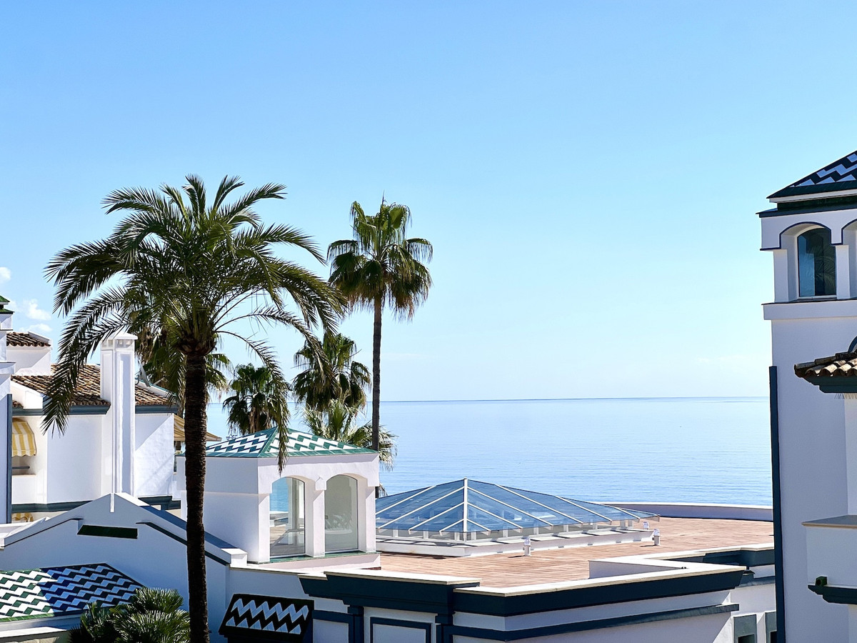 Appartement te koop in Estepona | 3 slaapkamers H5517958