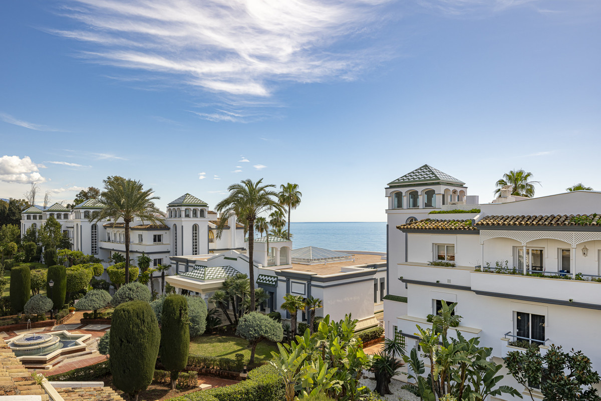 Appartement te koop in Estepona | 3 slaapkamers H5517958