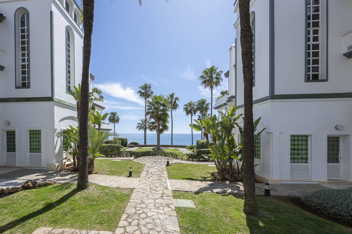 Appartement te koop in Estepona | 3 slaapkamers H5517958