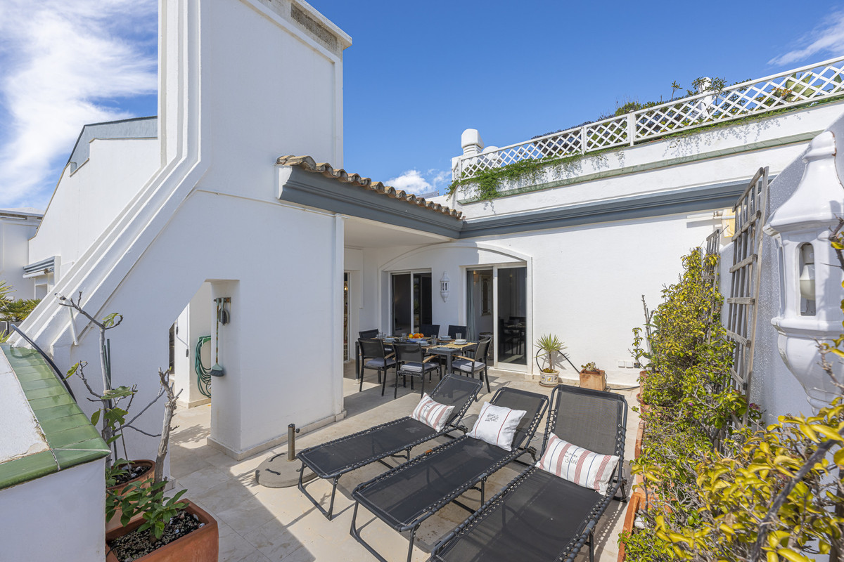 Appartement te koop in Estepona | 3 slaapkamers H5517958
