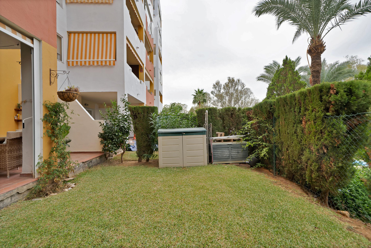 Appartement te koop in Estepona | 2 slaapkamers H5518318