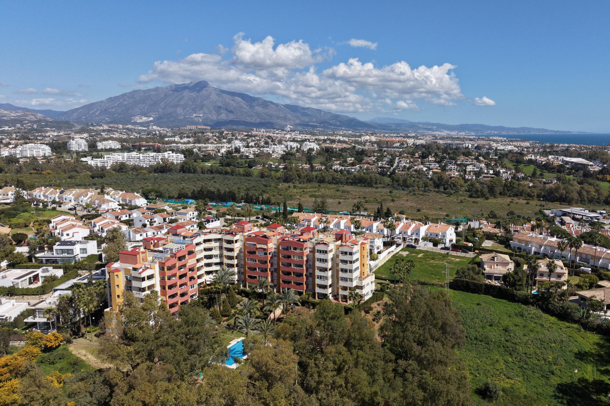 Appartement te koop in Estepona | 2 slaapkamers H5518318