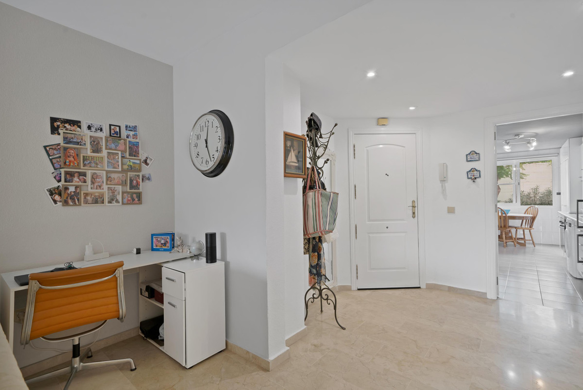Appartement te koop in Estepona | 2 slaapkamers H5518318