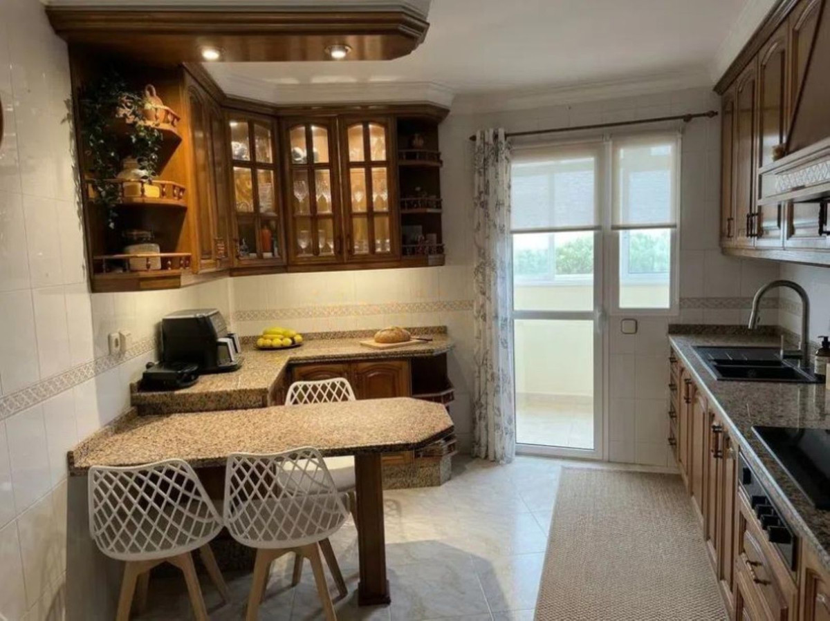 Appartement te koop in Estepona | 3 slaapkamers H5519782