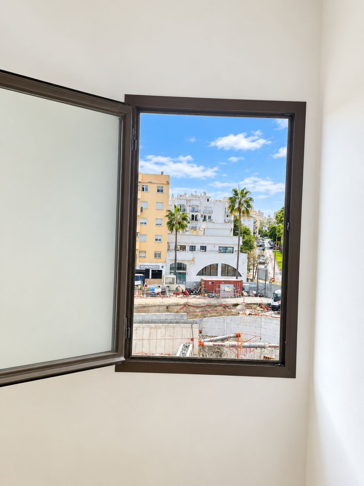 Appartement te koop in Estepona | 2 slaapkamers H5519962