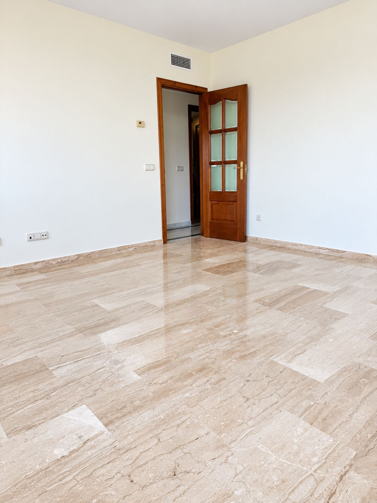 Appartement te koop in Estepona | 2 slaapkamers H5519962