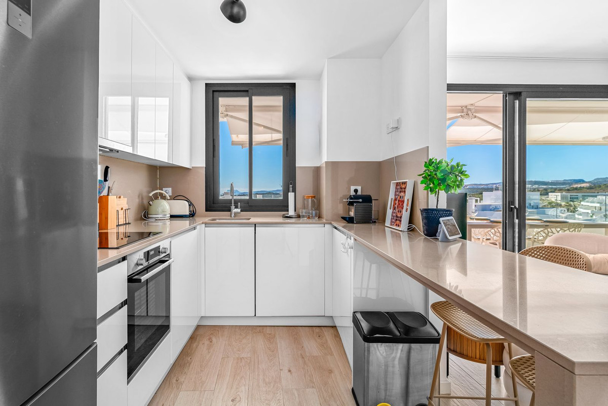 Appartement te koop in Estepona | 3 slaapkamers H5520145