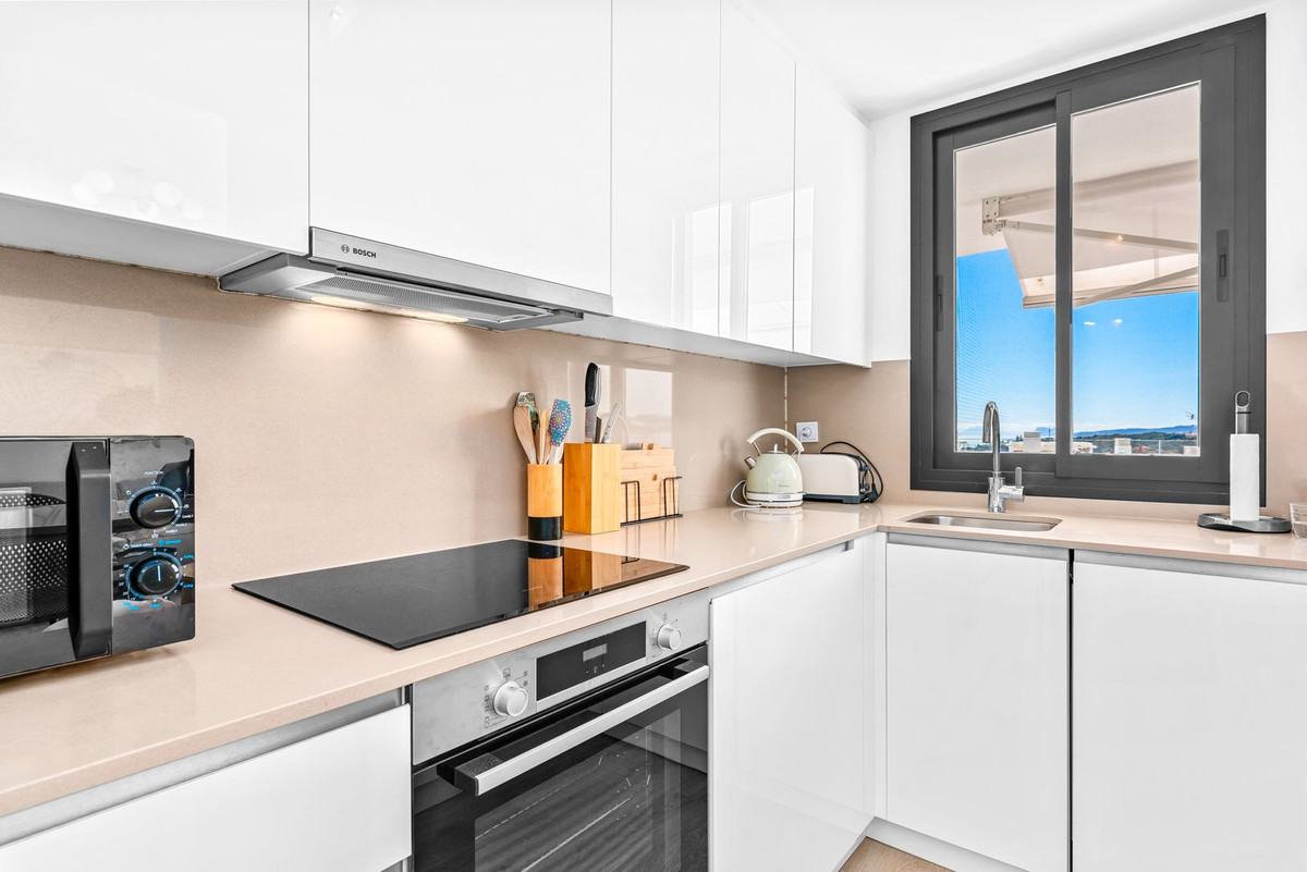 Appartement te koop in Estepona | 3 slaapkamers H5520145