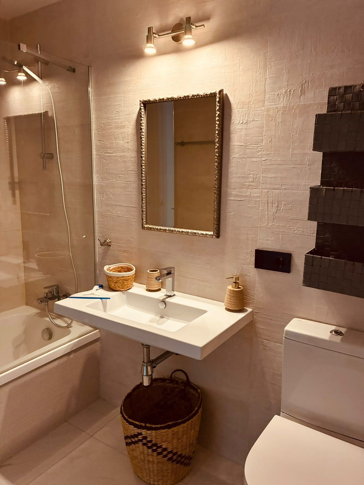 Appartement te koop in Estepona | 3 slaapkamers H5520181