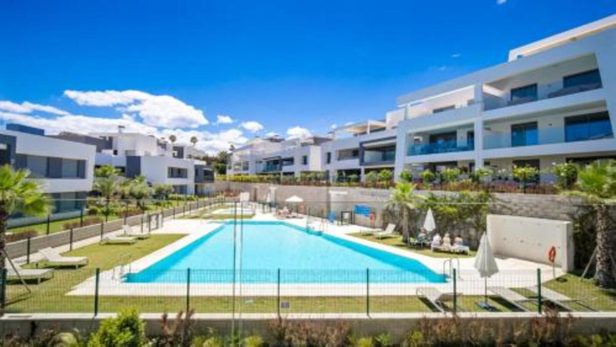 Appartement te koop in Estepona | 2 slaapkamers H5520748