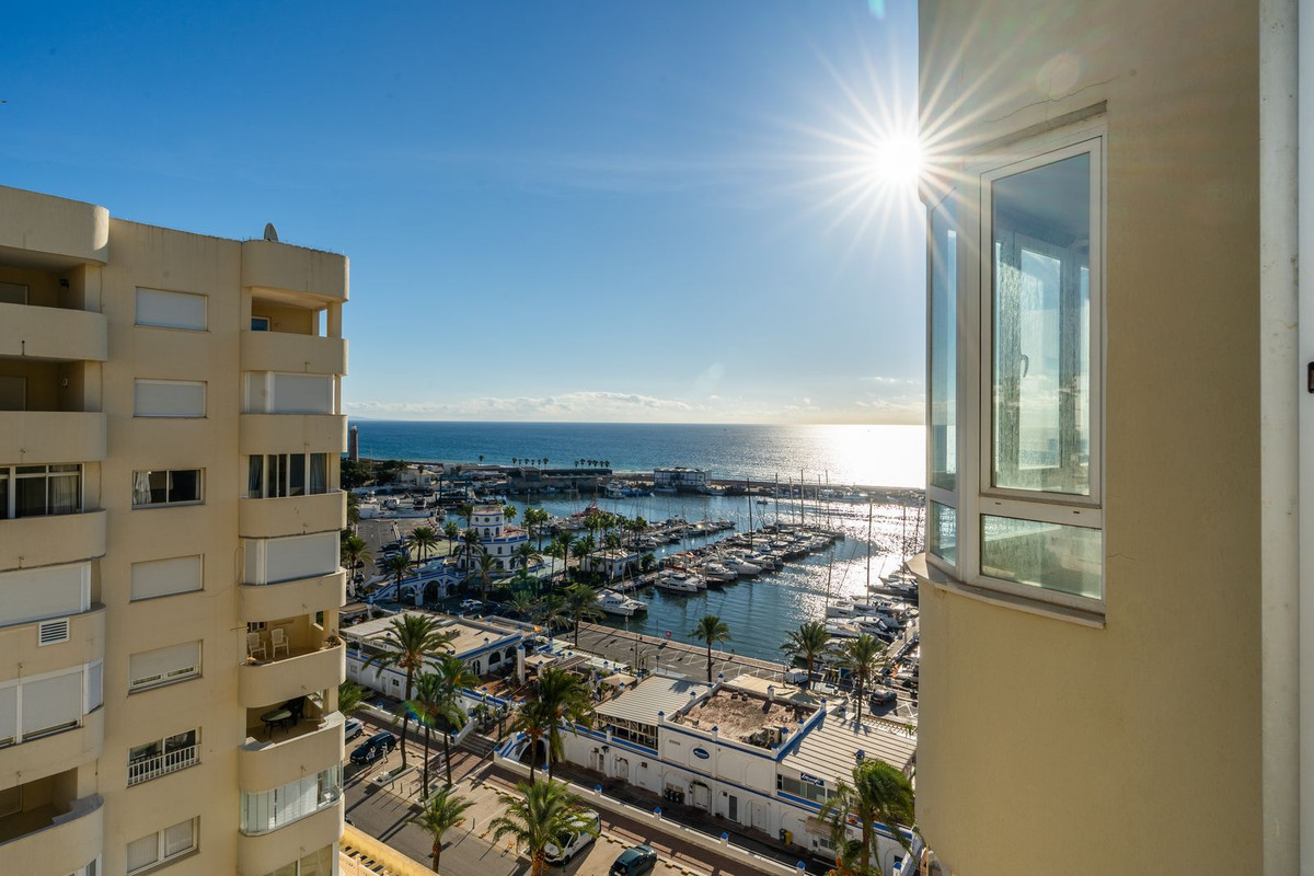 Appartement te koop in Estepona | 2 slaapkamers H5520856